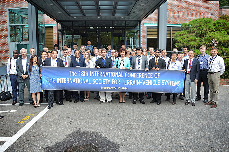 istvs_seoul2014-kim_Group picture_after.jpg