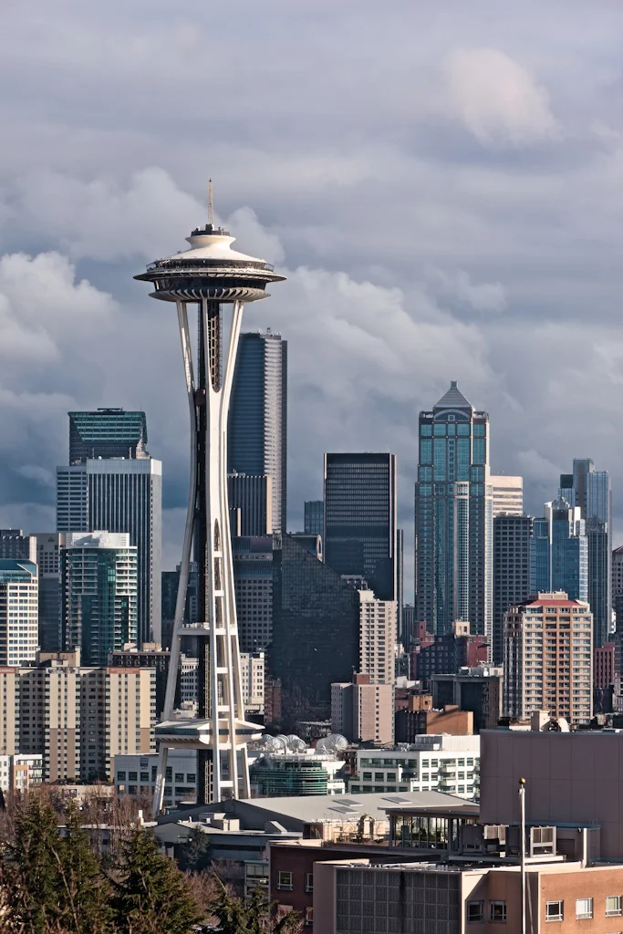 Where Six Hundred Thousand People Live Vert.jpg