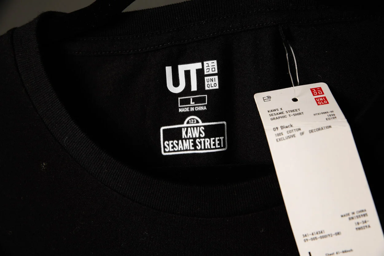 uniqlo cookie monster t shirt