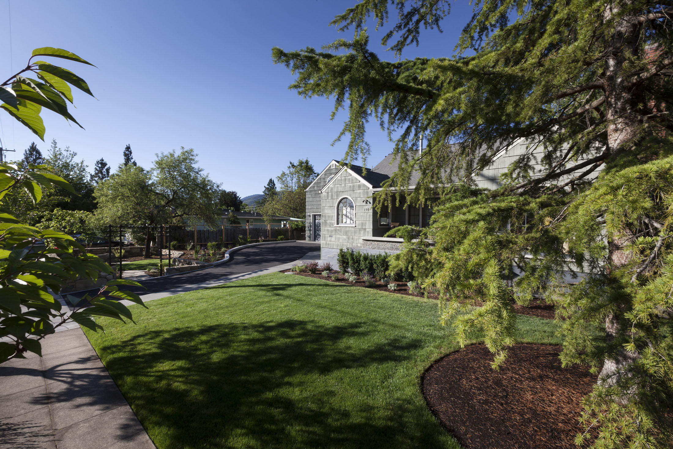 Van Ness_0461_web.jpg