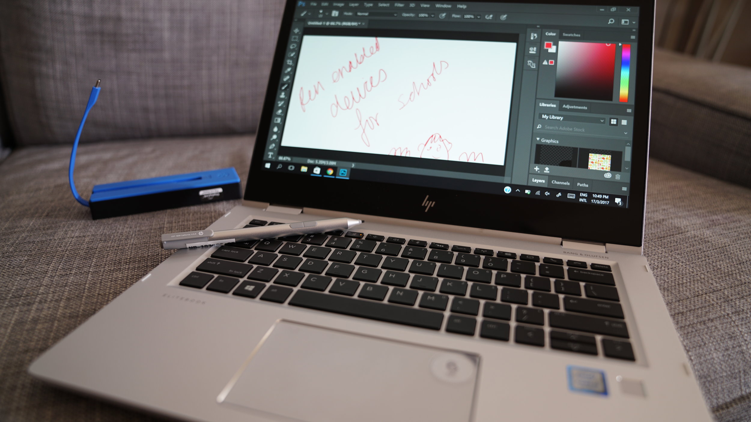 HP EliteBook 2-in-1 Pen enabled Windows 10 with Photoshop and Dock that sorely needs an SD car reader