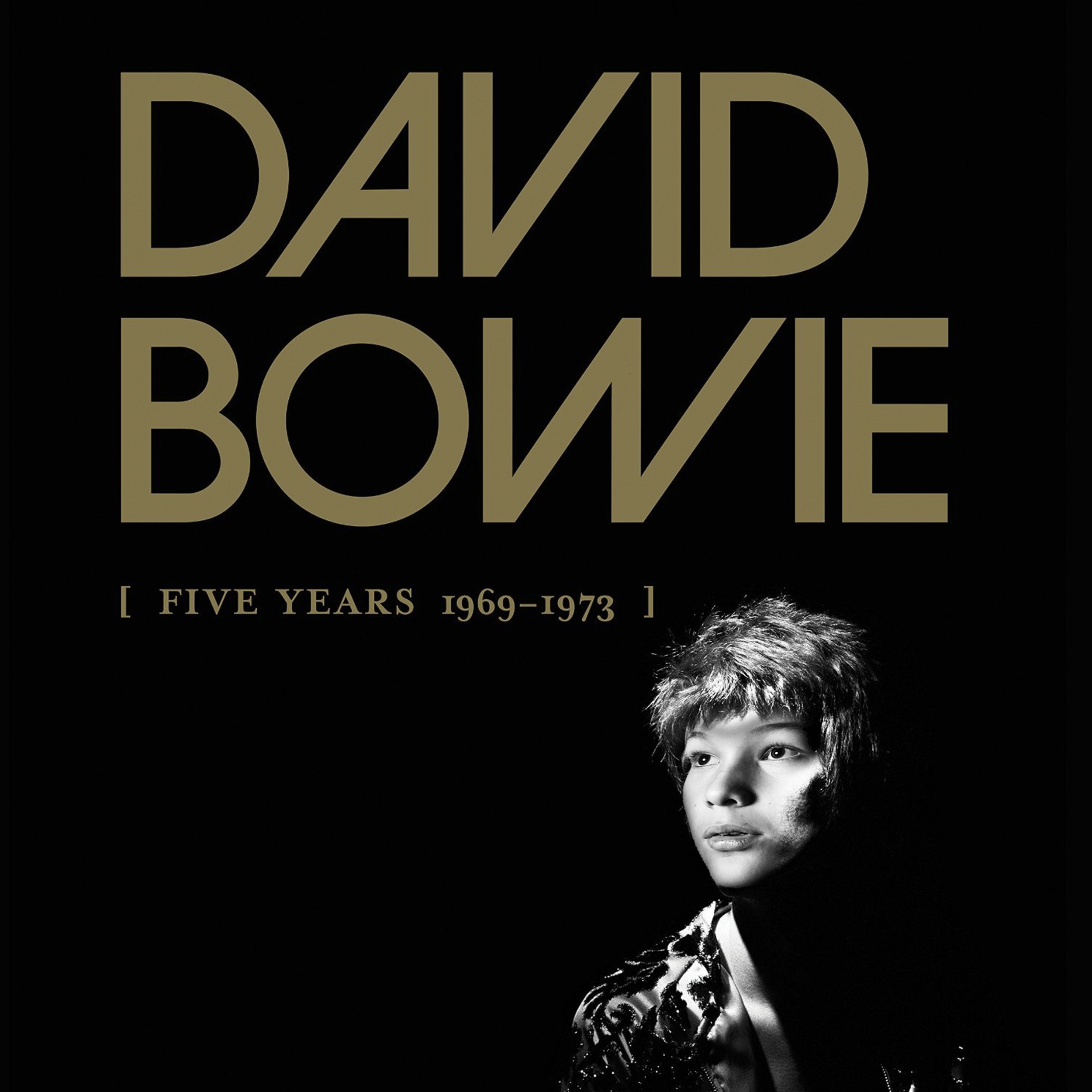 6.2 Lukas - David Bowie Gold.png