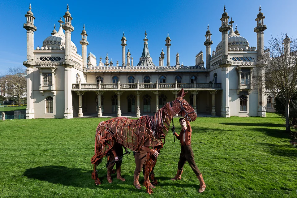 Joey visits Brighton ahead of his UK tour