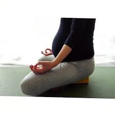 pregnency yoga 2.jpg