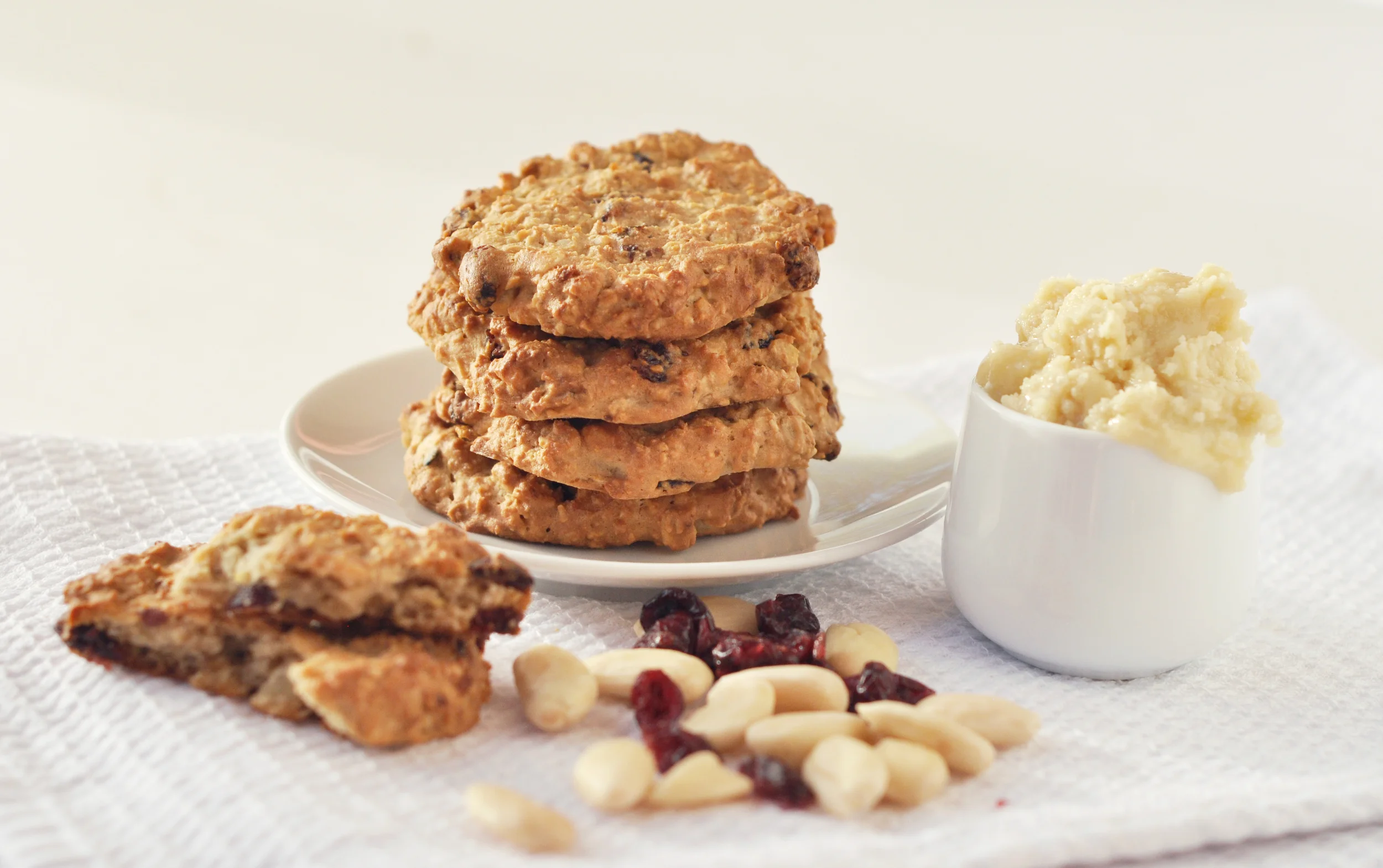 almond cookies 2.jpg