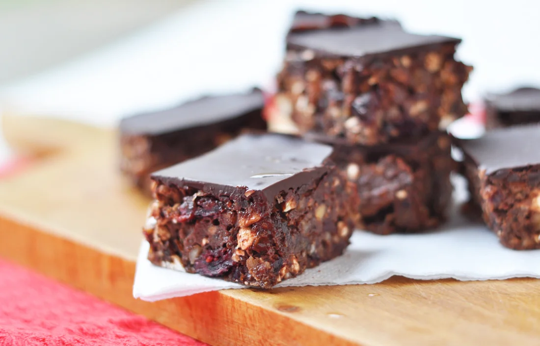 Easy Chocolate Tiffin