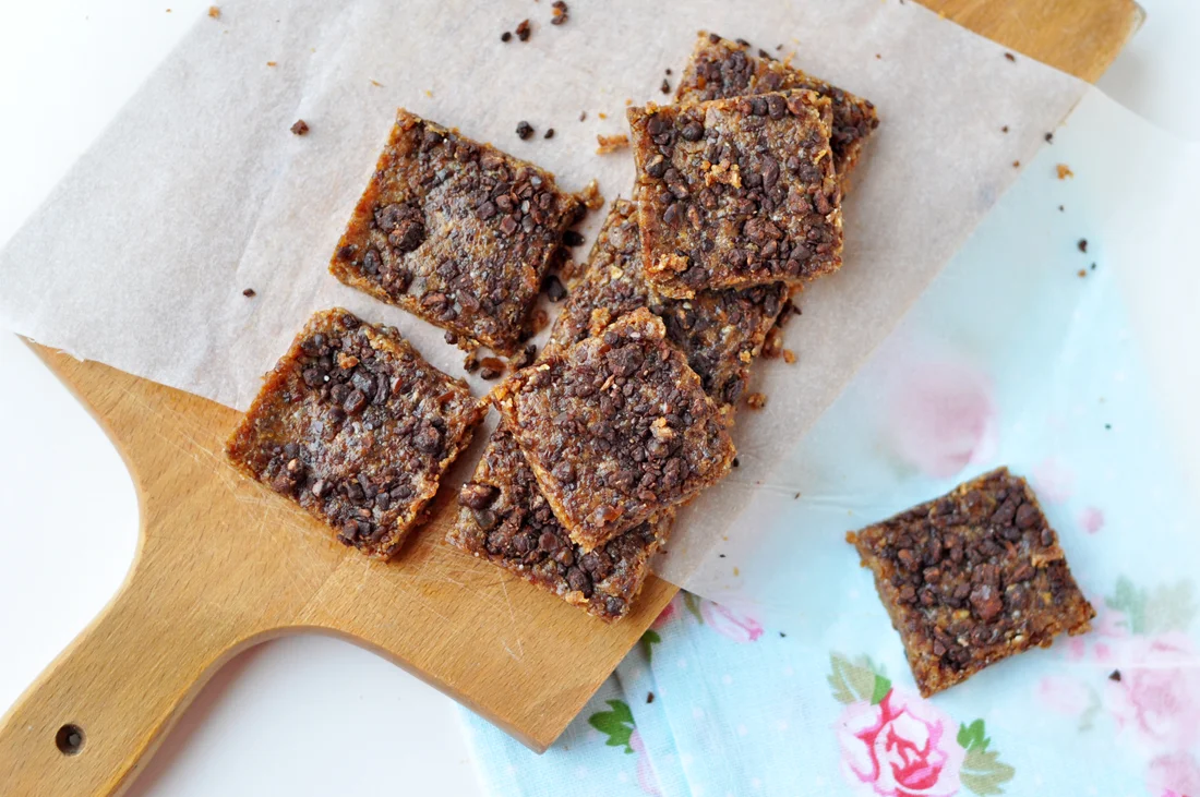 Easy Caramel Walnut Slices
