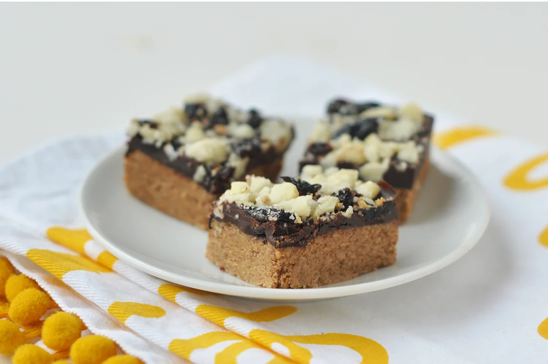 Easy Easter No-Bake Slices