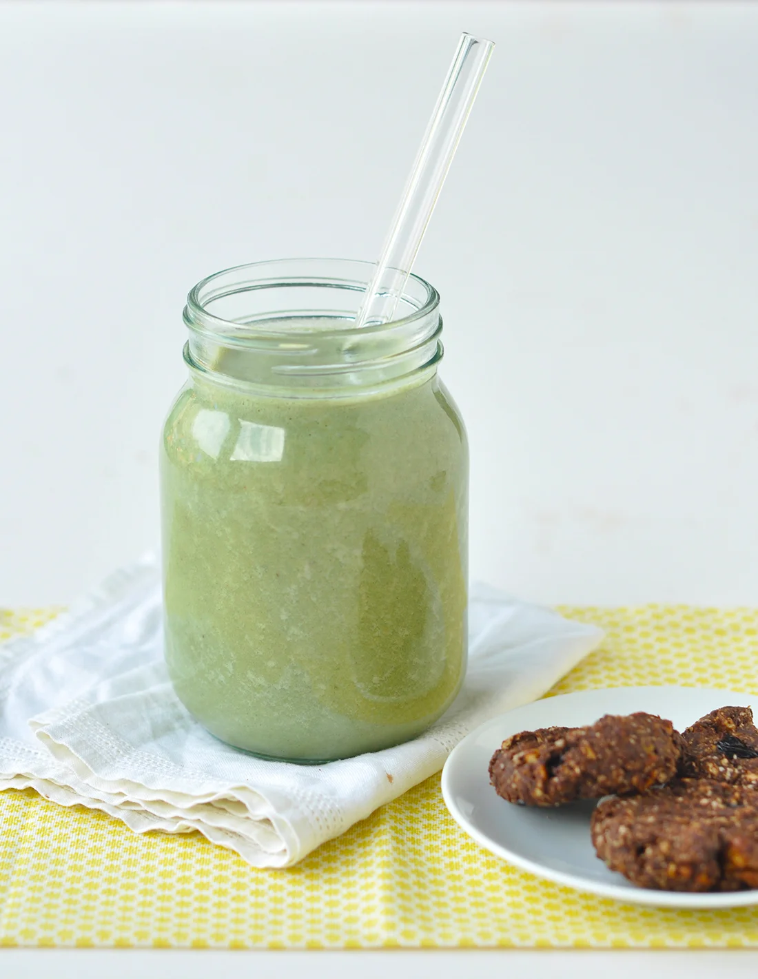 Banana and Wheatgrass Blended Shake