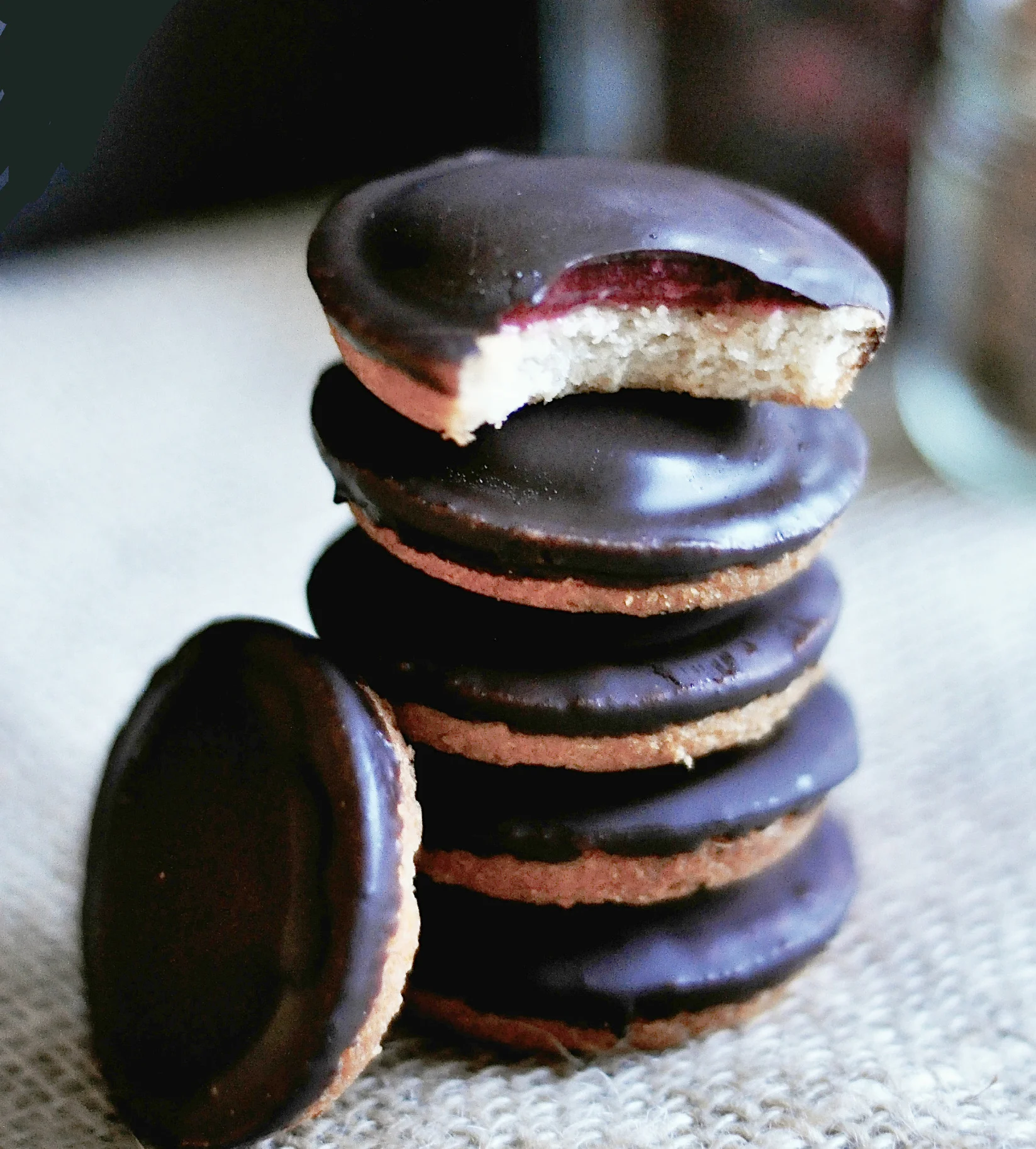 Raspberry Jaffa Cakes