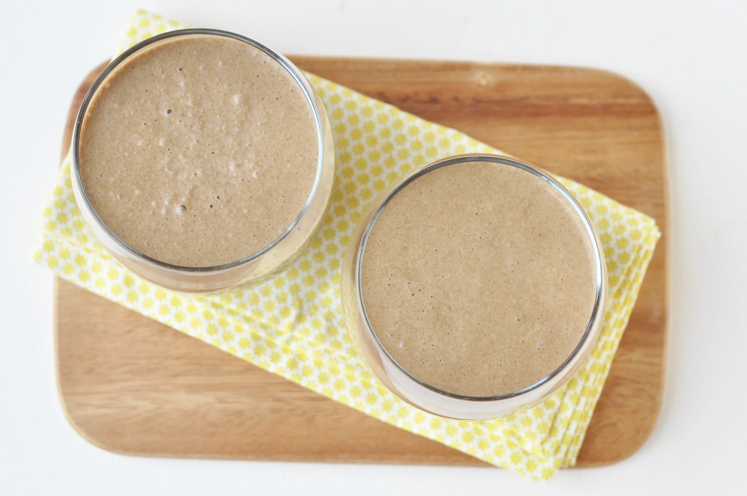 Raw Chocolate Hemp Shake