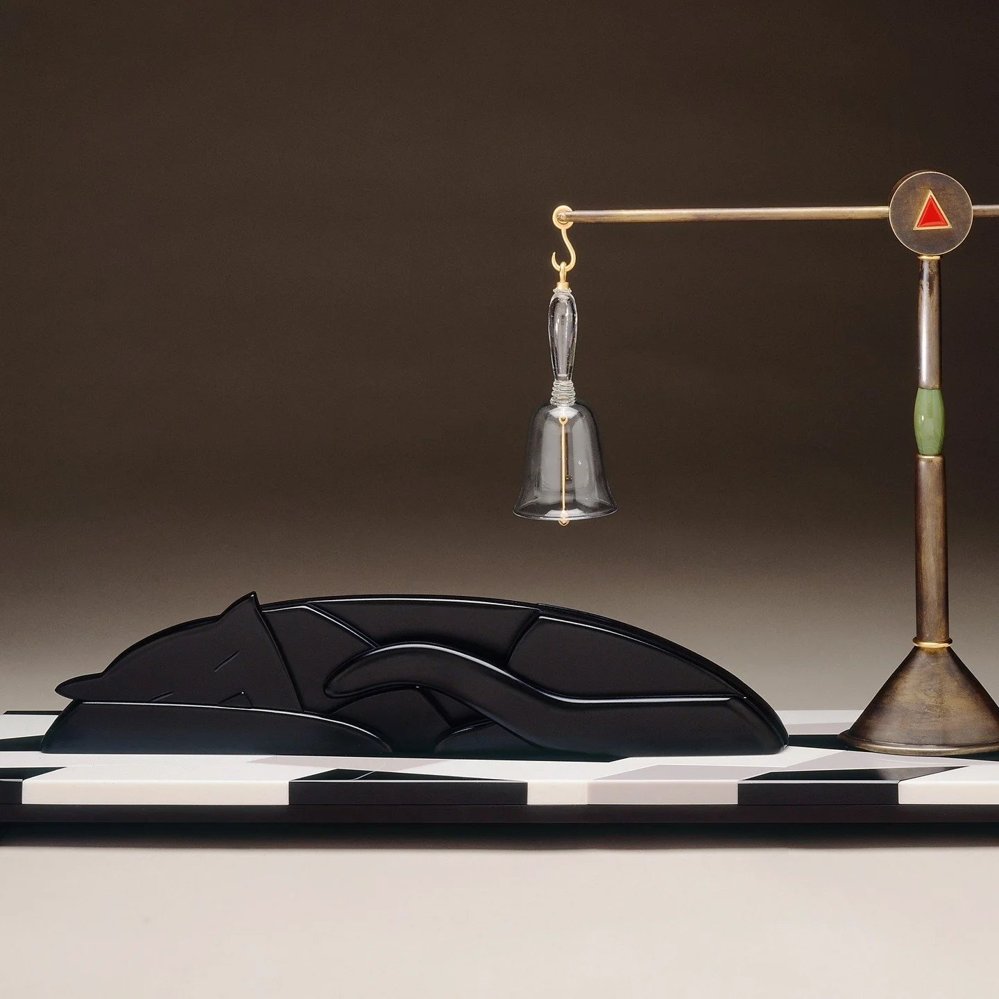 Peace, 1995

private collection

photo by @truslowphoto 

#peace #dandailey #fabrication #vitrolite #plateglass #blownglass #bronze #cat #drawing #gesture #glasssculpture #artdeco #subjectiveart #narrativeart #contemporaryart #abstractart #truslowpho