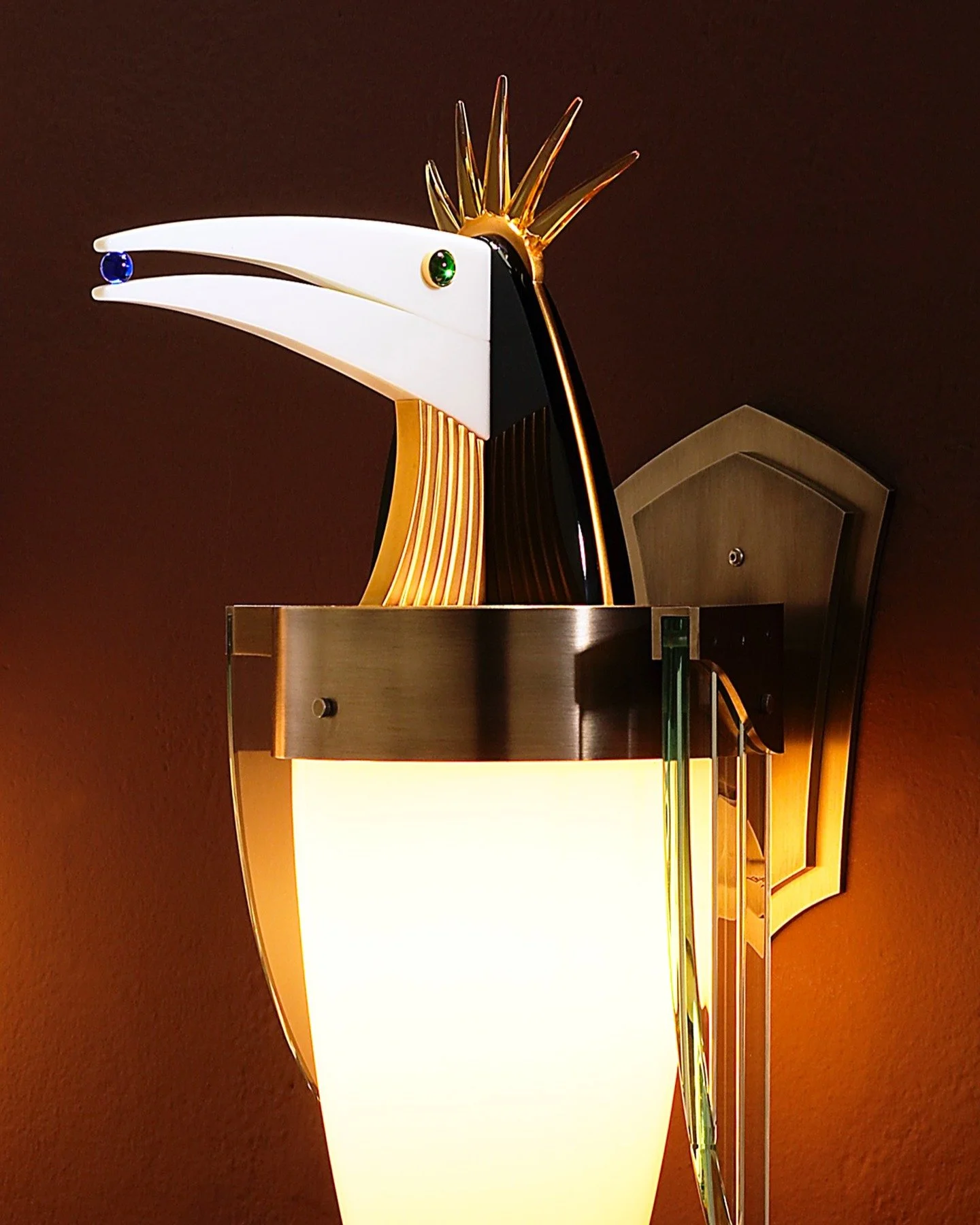 Serene Birds (2004), Birds with Prizes (2001), Woodpecker (1995), Birds with Amethyst (2011), Birds with Blue Cubes (2008), Cardinal (1995), Ornate Birds (2001)

  photos by @truslowphoto

  #deluxe #birds #dandailey #lightingdesign #sculpture #fabri