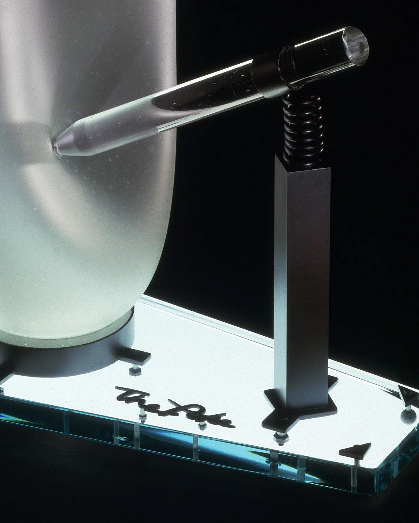 The Poke, 1980 (private collection)

"The idea of the Distorted Vessel was primarily to escape from the formalities of vase-making, even though the sculpture is a rather formal presentation of an idea." &mdash;Dan Dailey

Made @massartbosto