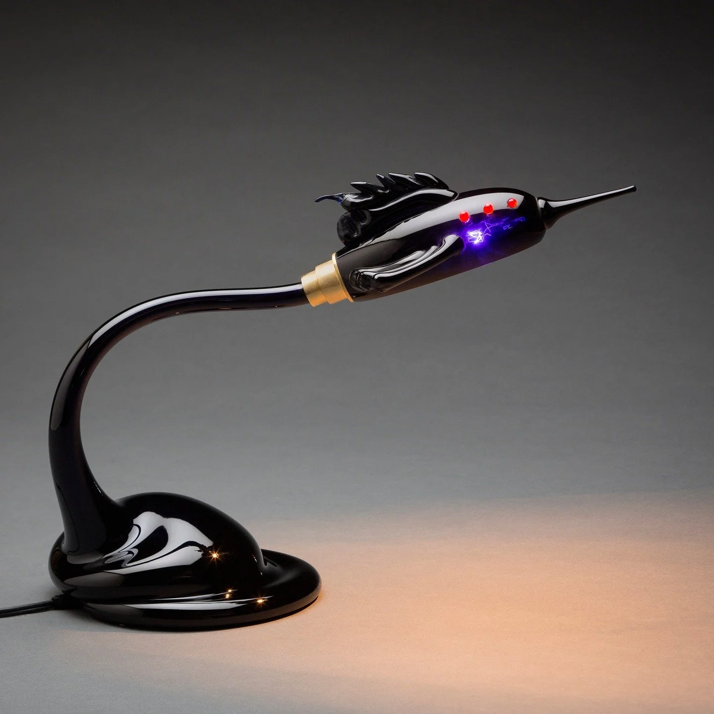 Rocket Ship Lamp, 1971 @risd1877 

Inspired by Buck Rogers comic books, the same inspiration for many @nasa who pioneered space exploration in the 1960s

Made at @risdglass grad school

Photo by @truslowphoto 

#rocketship #dandailey #risd #blownglas