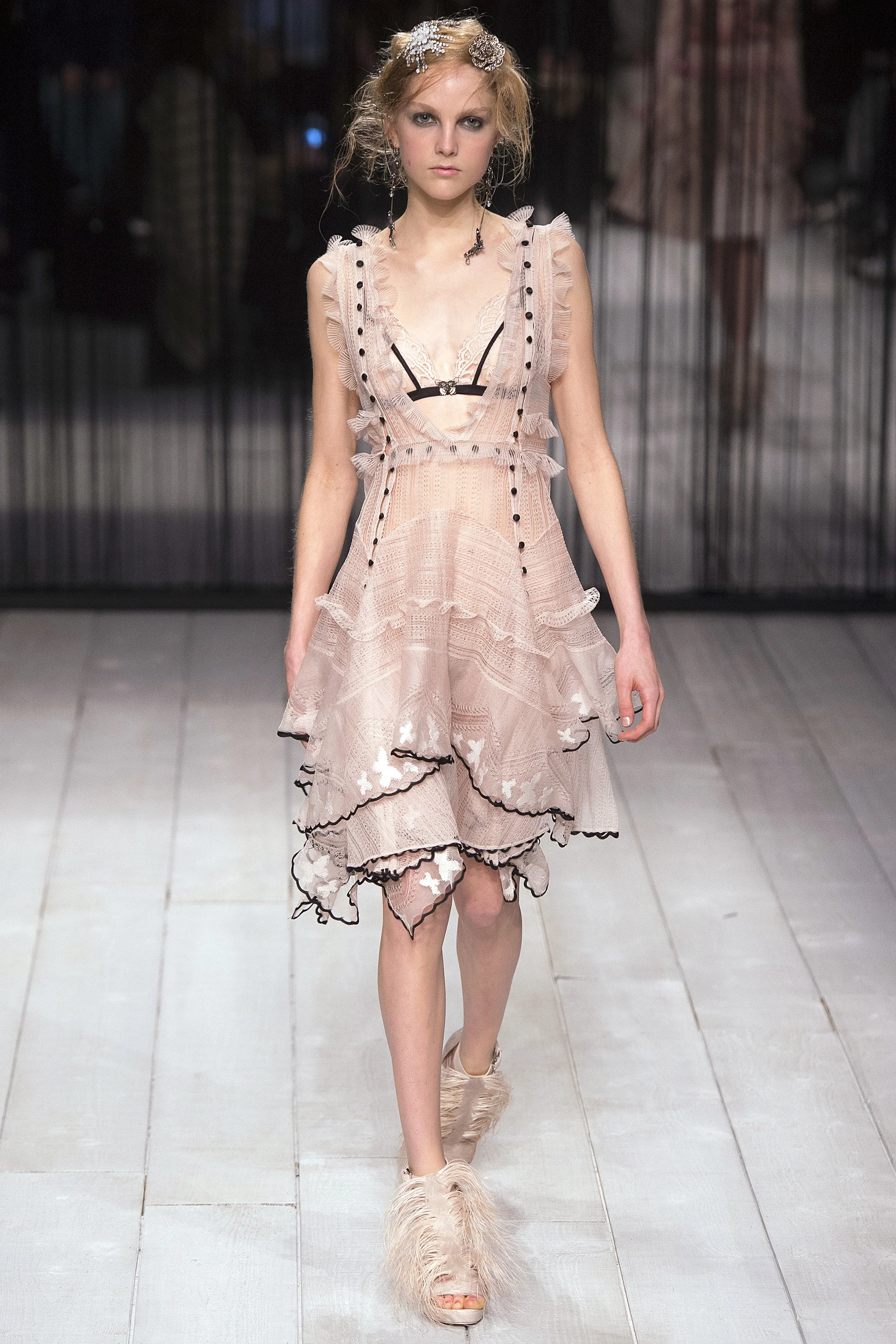 Look 12