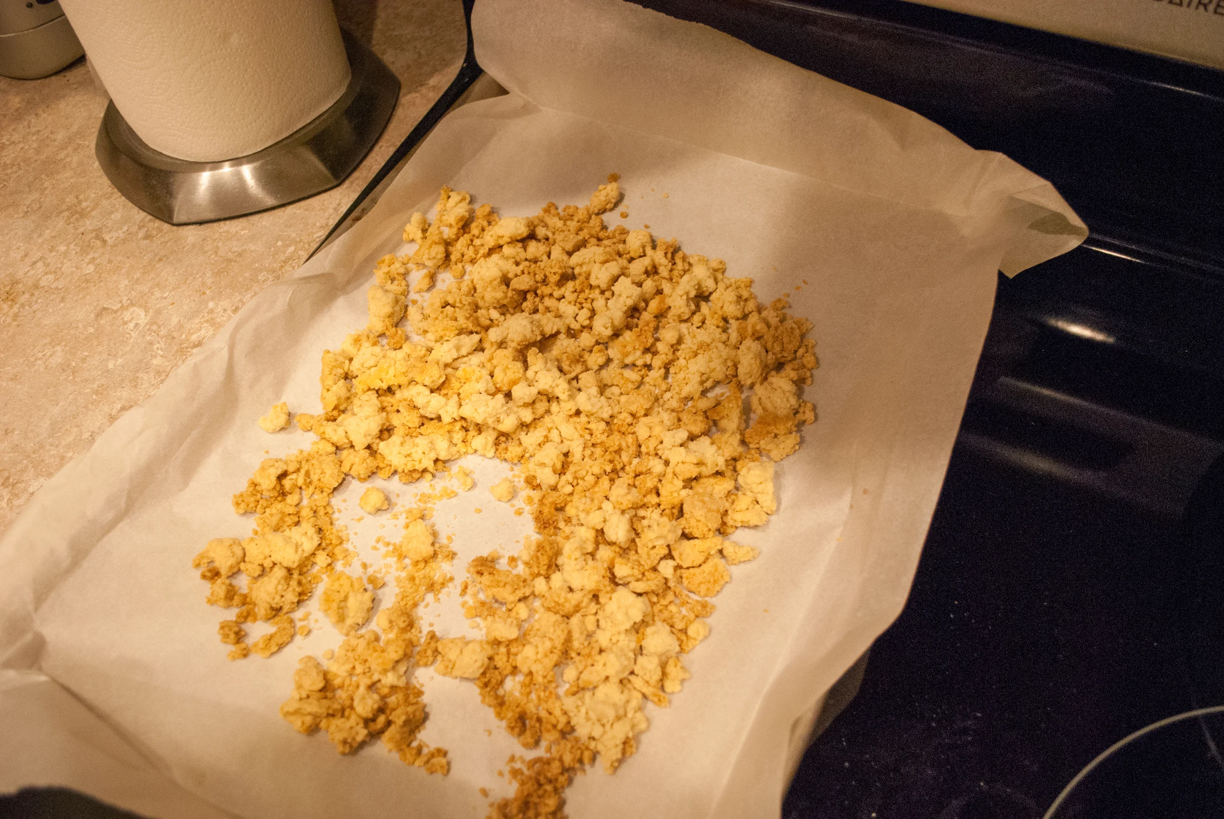 The pie crumb, taken out of the oven.