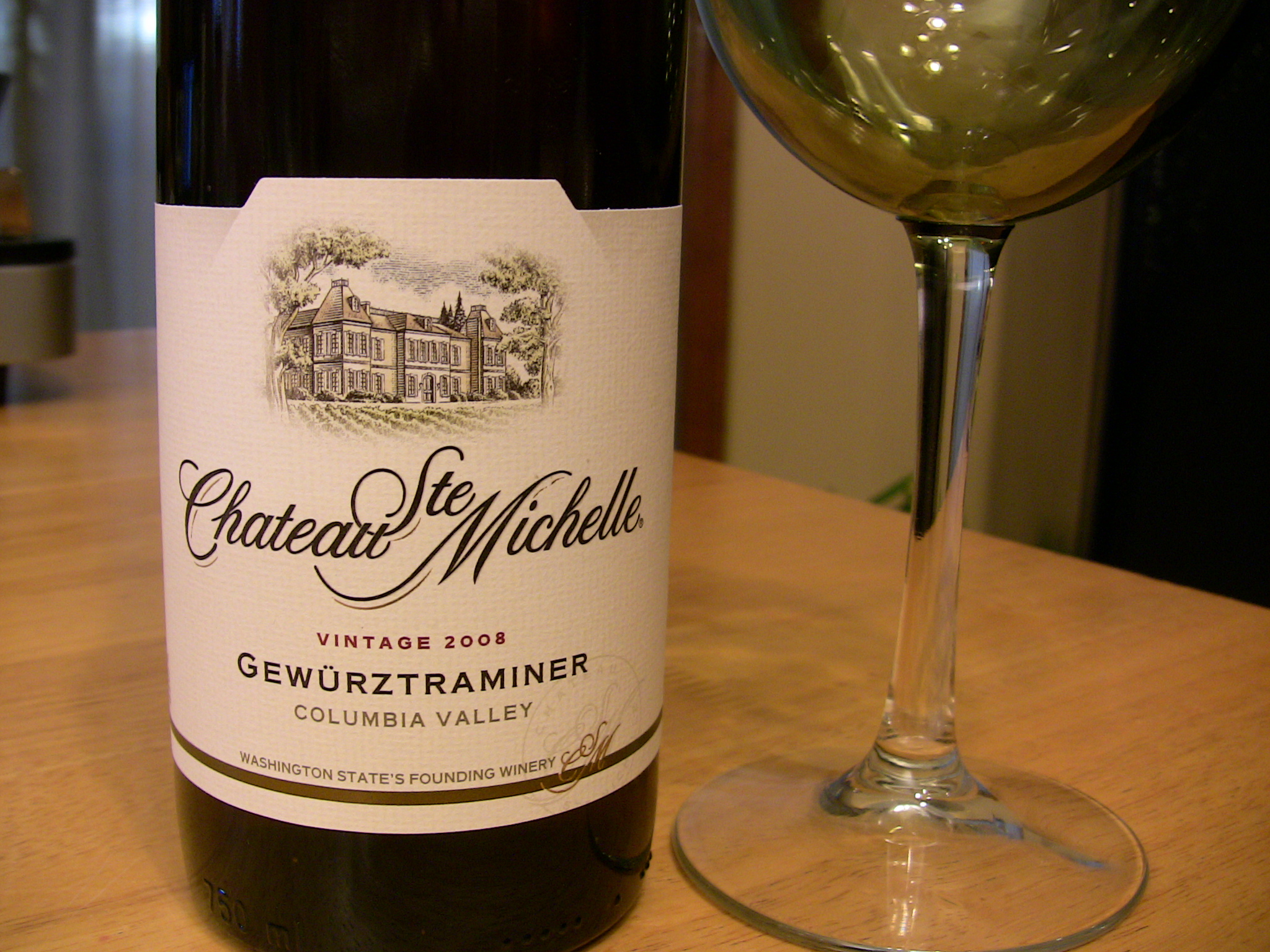 Featured wine Chateau Ste Michelle Gewürztraminer 2008