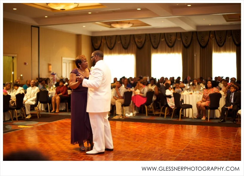 Leah+Chris-Wedding-Glessner Photography_0008.jpg