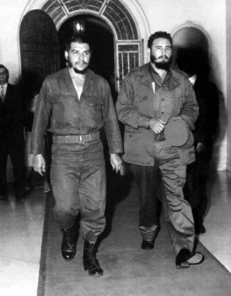 Ernesto Guevara y Fidel Castro
