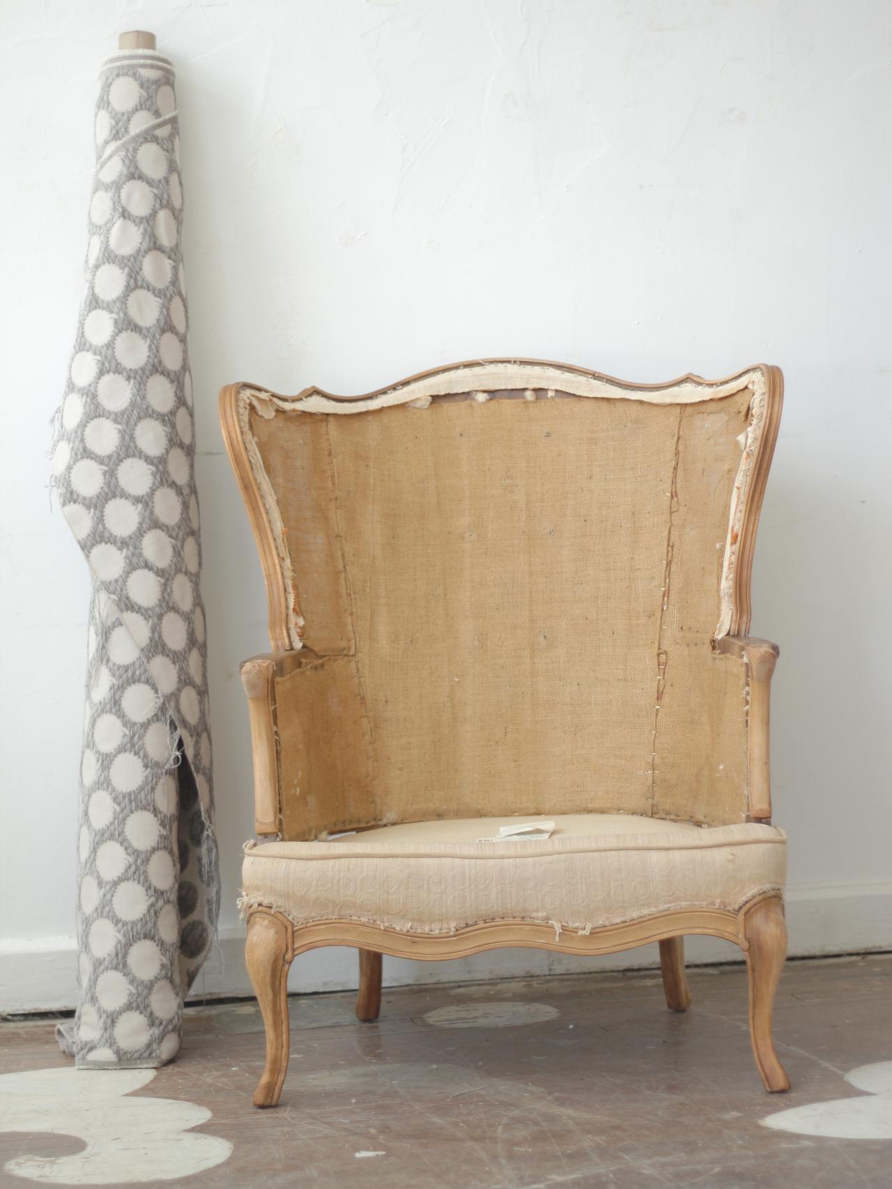 Original_Jeanine-Hays-Uphostery-Story-Furniture-Before-Wingback-7489_v.jpg.rend.hgtvcom.1280.1707.jpeg