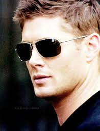 Middle Image from http://lisapietsch.com/2015/01/hot-guys-in-sweaters-jensen-ackles/
