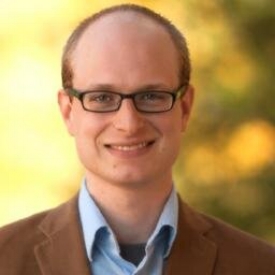 Derek Long ( @DerekLong08 ) is a PhD candidate in film at the University of Wisconsin-Madison. Hosts Cinema Excelsior.