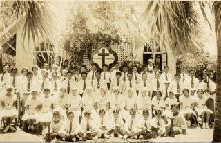 1932 Confirmation Class_1.jpg