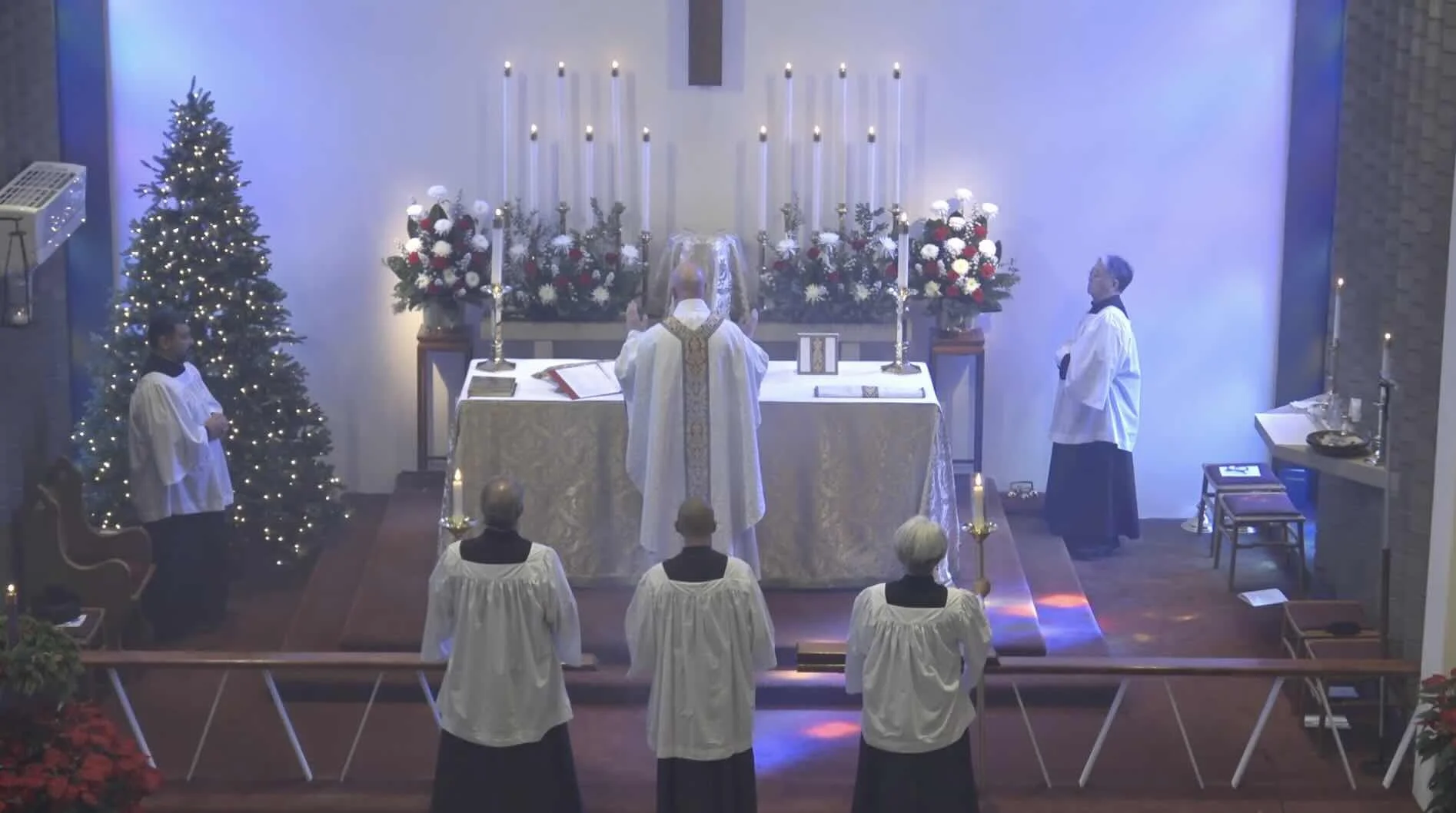 High Mass of the Sunday after Christmas Day