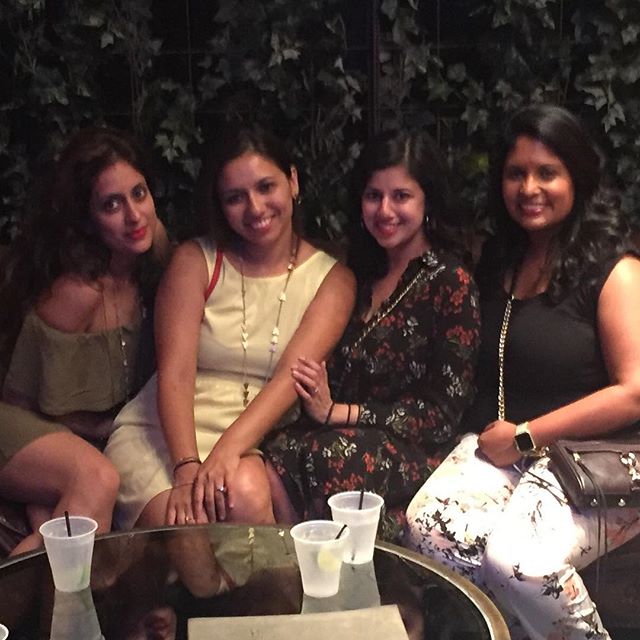 Dinner with the girls #summervibes #nycrooftop #lastnight #indoorgarden