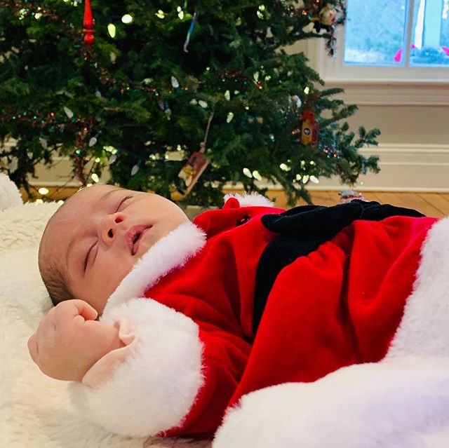 Oh, what a Happy Christmas it is! 🎄 #happychristmas #newborn #babygirl #joy #santababy