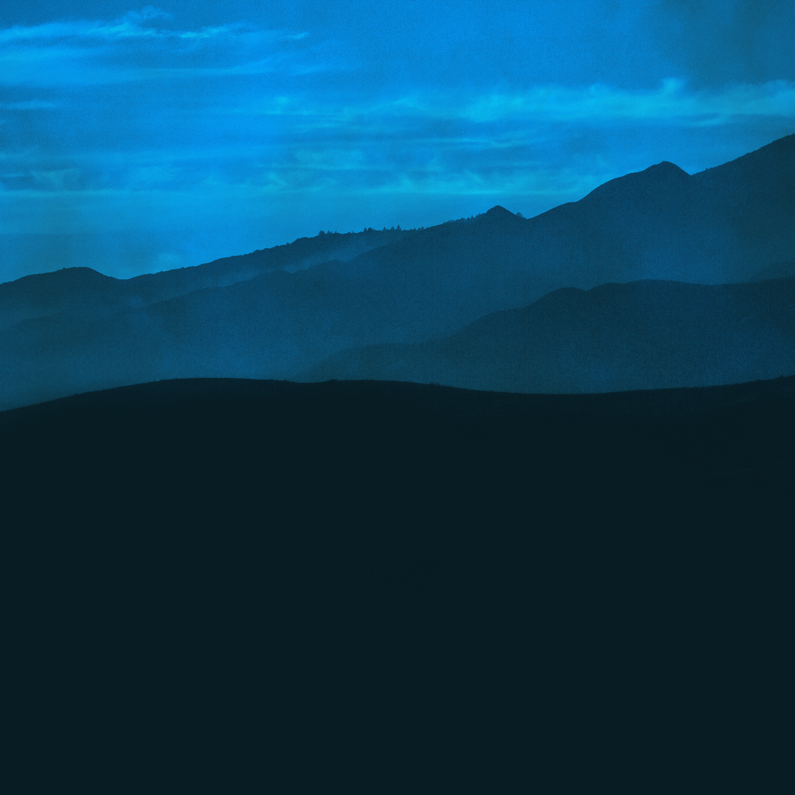 blue mountain layers.jpg