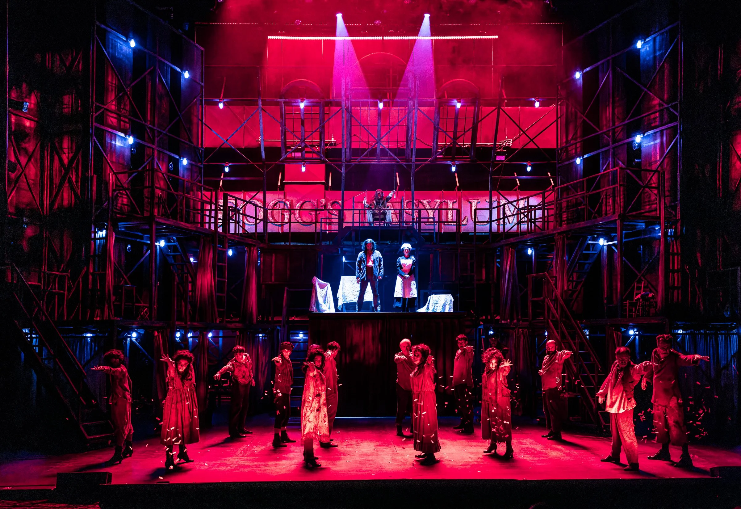 SweeneyTodd-LaMirada-Set02-026.jpg