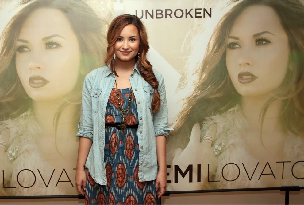 Demi Lovato Hair and Makeup B