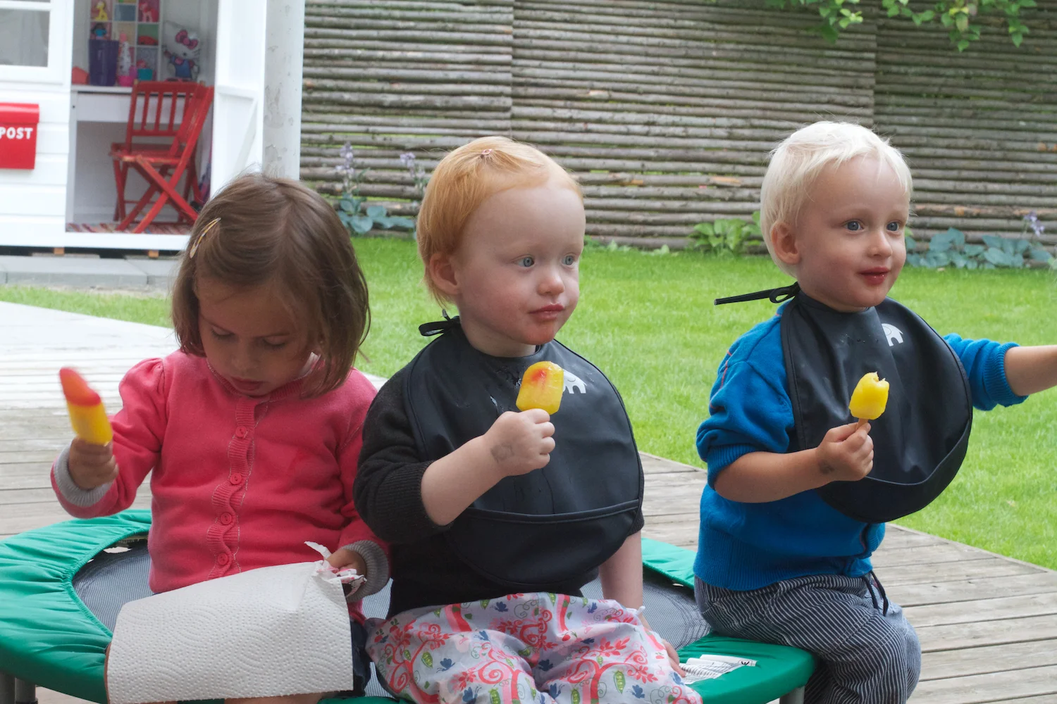 Mormor med K og A 2013_08_01 4.jpg