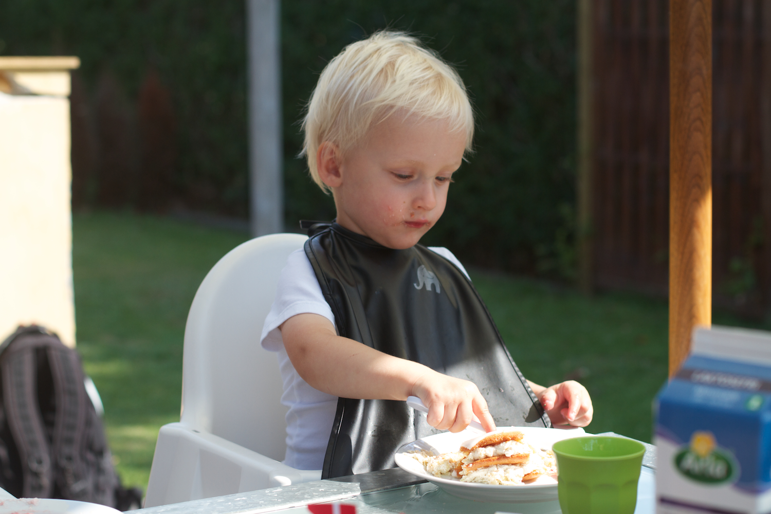 Karla og Anton 2 år 2013_08_10 2.jpg