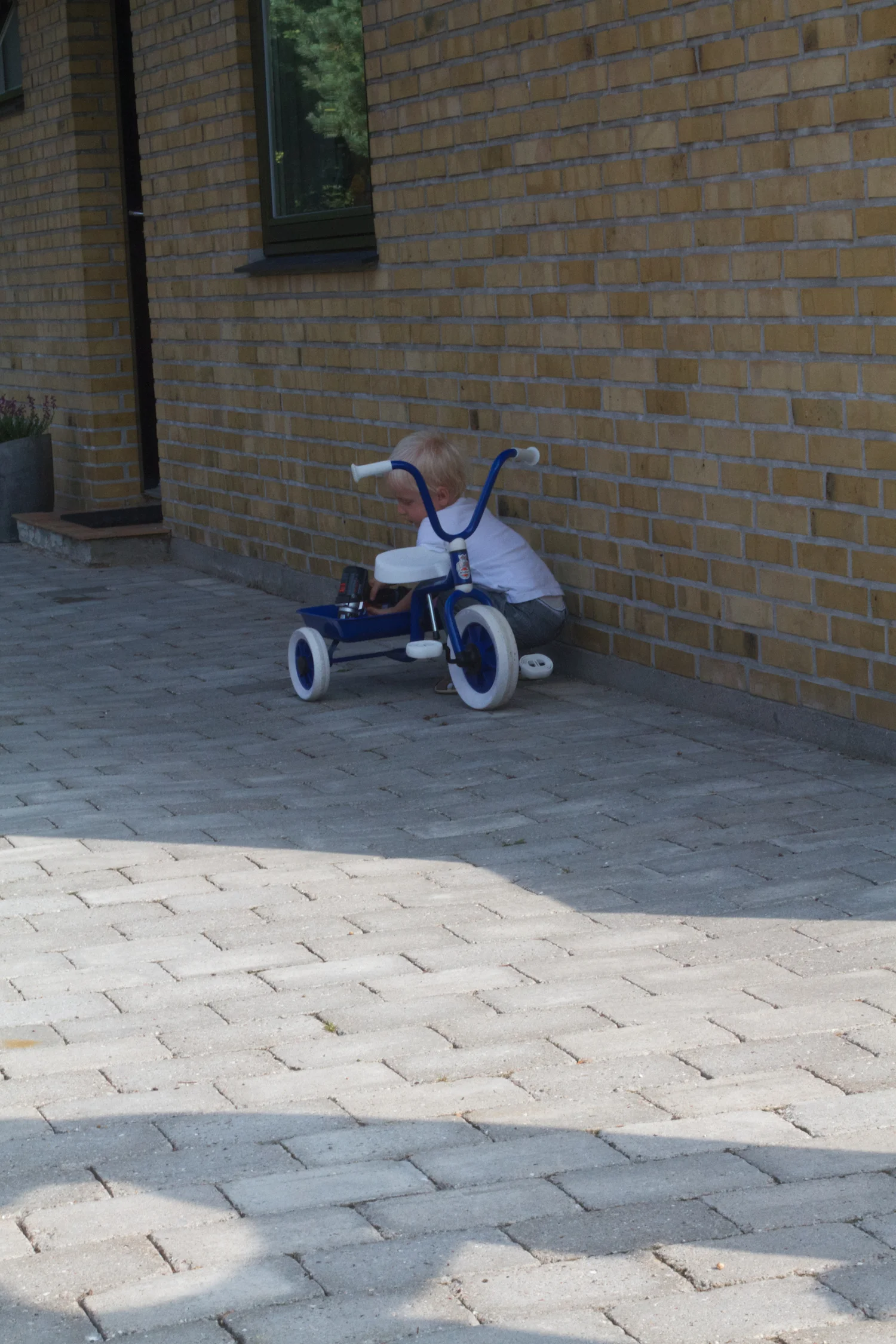 Karla og Anton 2 år 2013_08_10 16.jpg