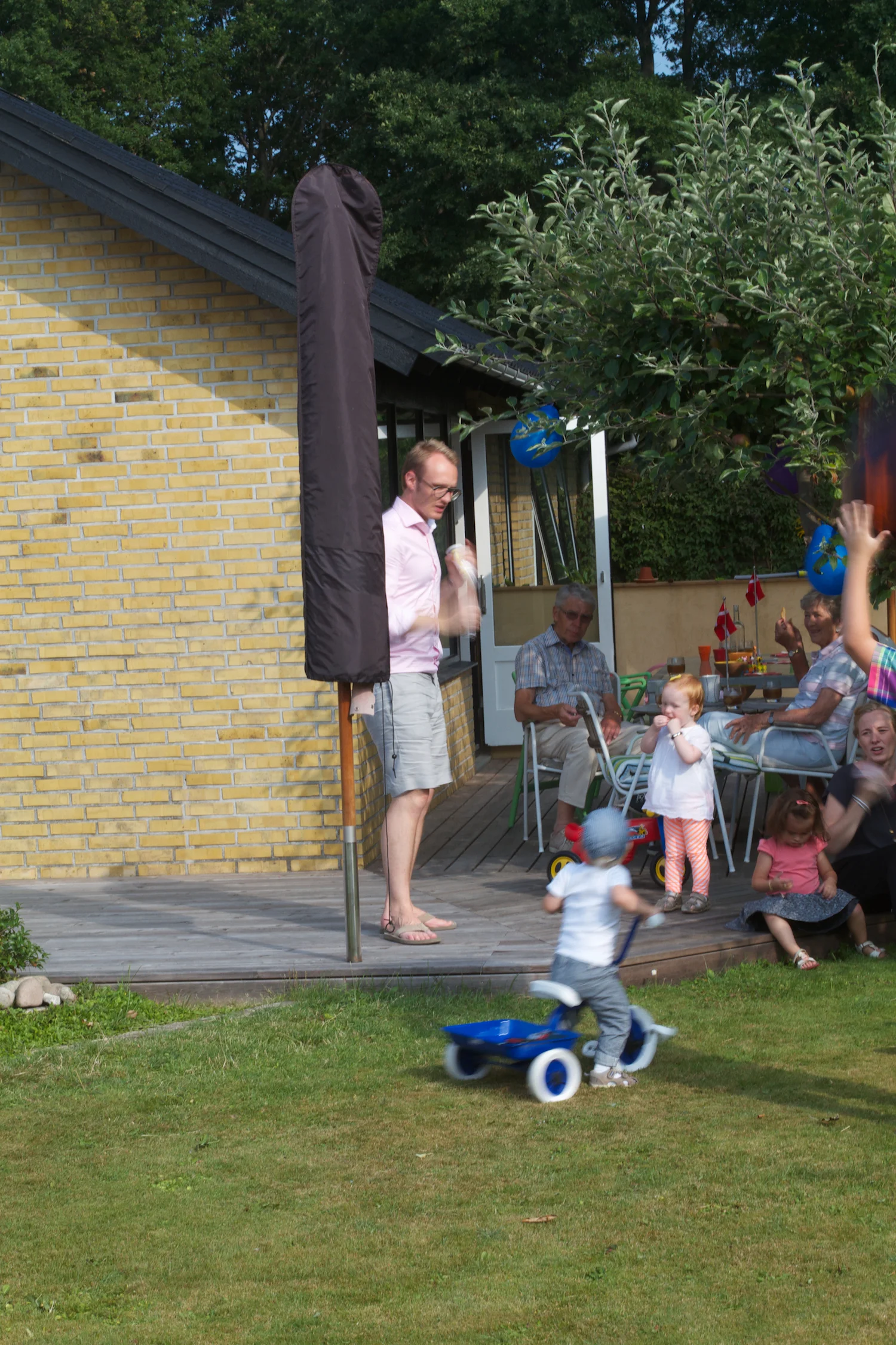 Karla og Anton 2 år 2013_08_10 18.jpg