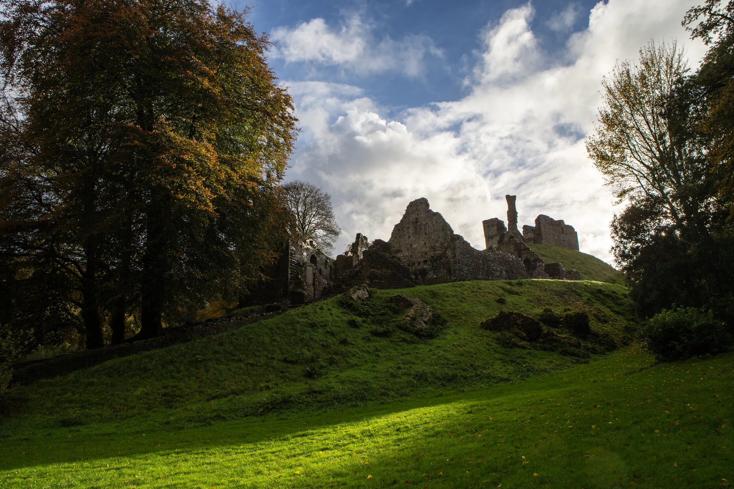 ©Jennifer Bailey 2013 Okehampton Castle, Devon