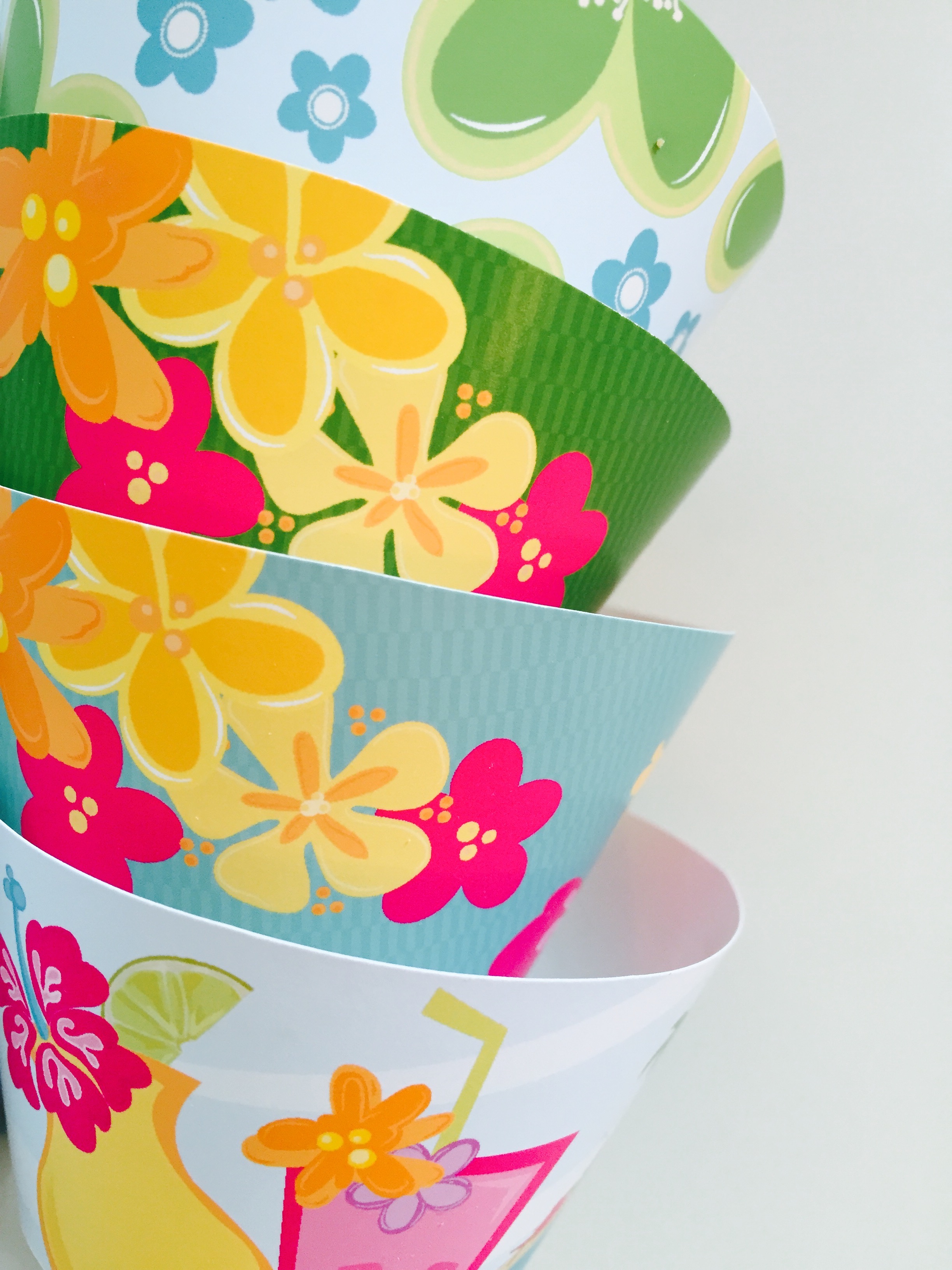 Luau Party Cupcake Wrappers