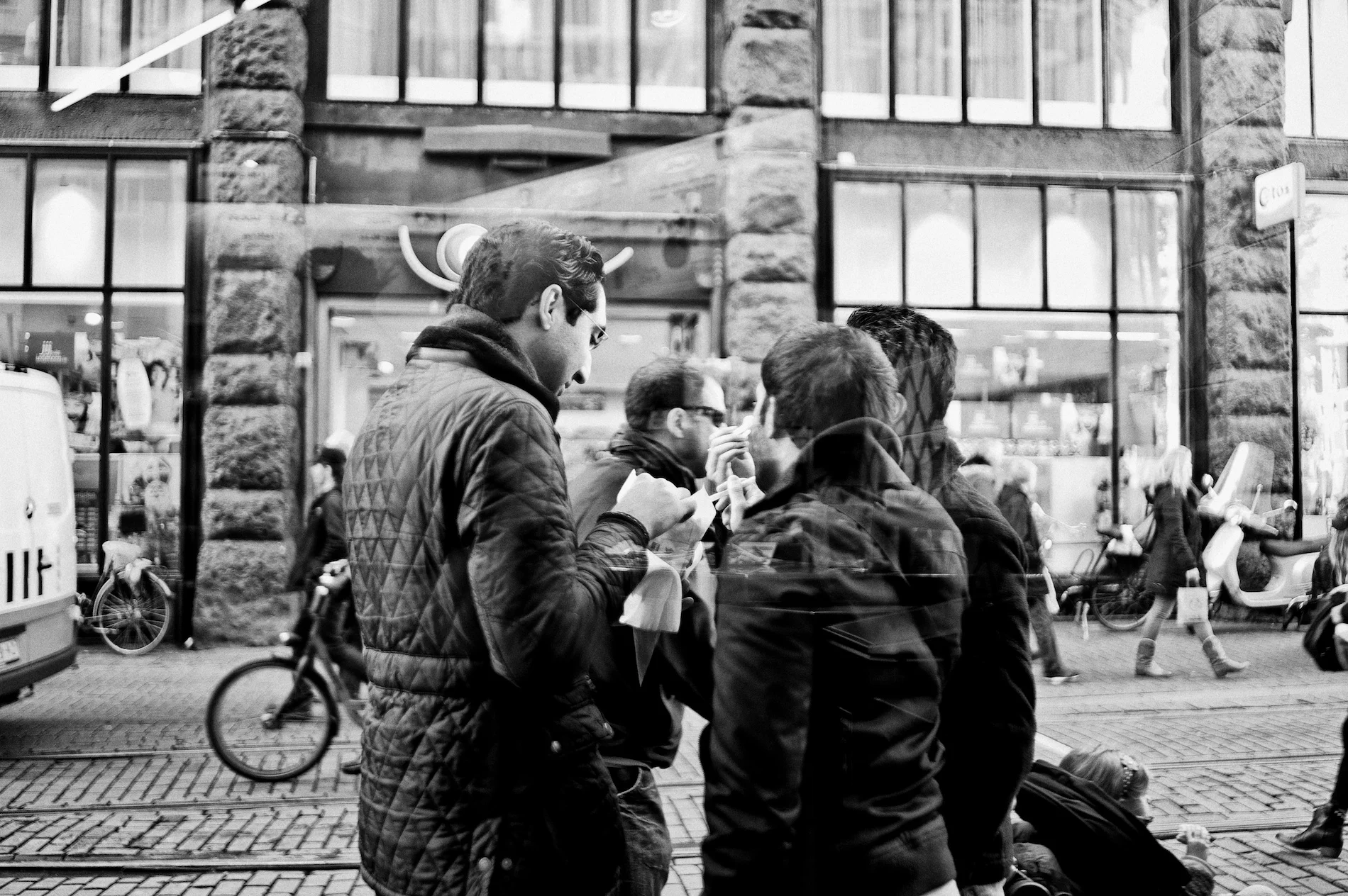 2012-11-19 at 14-10-55, street amsterdam.jpg