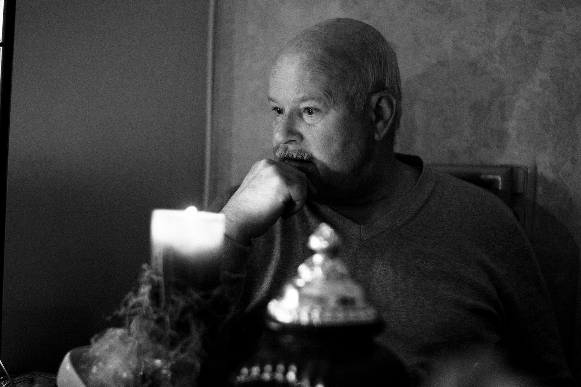2011-12-19 at 11-06-27, people.jpg