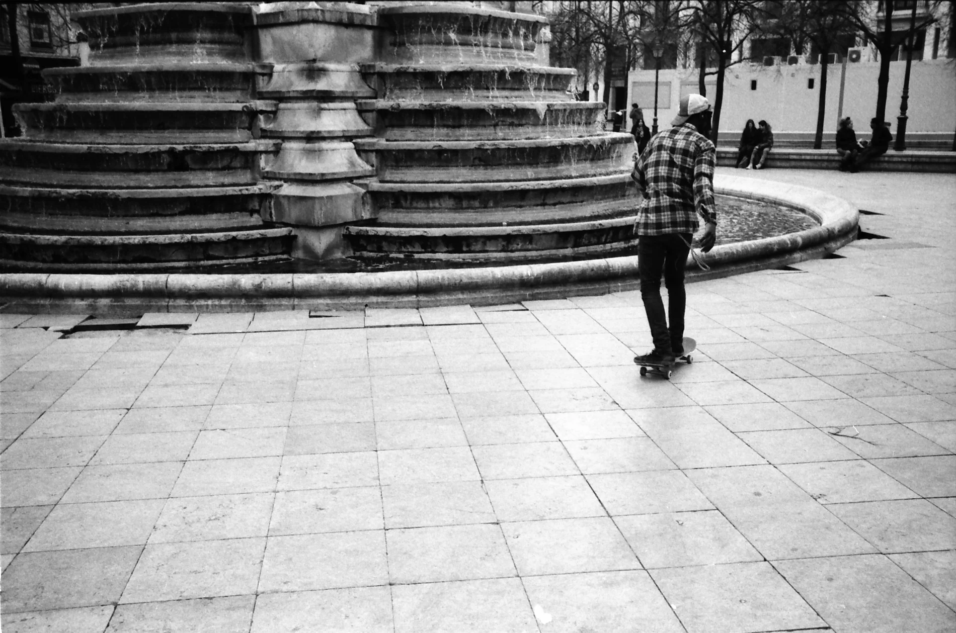 Streets of Paris, April 2013, film  053.jpg