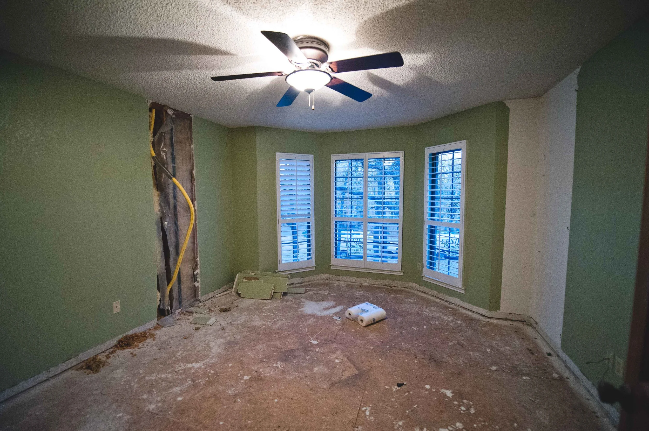 During: Another built-in bit the dust.&nbsp; ​And oooh, you can really see the old popcorn ceilings in this image.&nbsp;