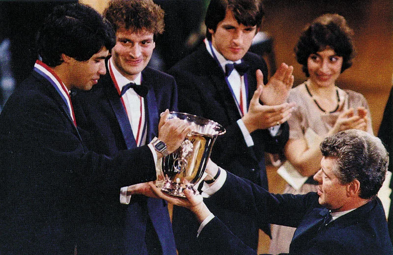 Van Cliburn handing the trophy to Jose Feghali in 1985, the year I competed in the competition.