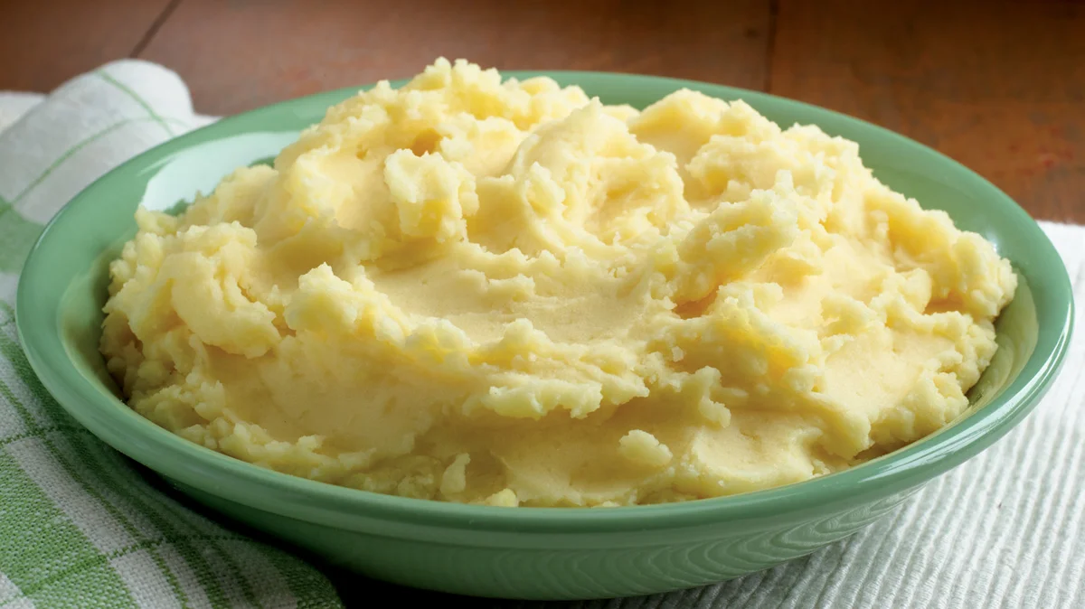 18. How Can I Concentrate on these Mashed Potatoes!?