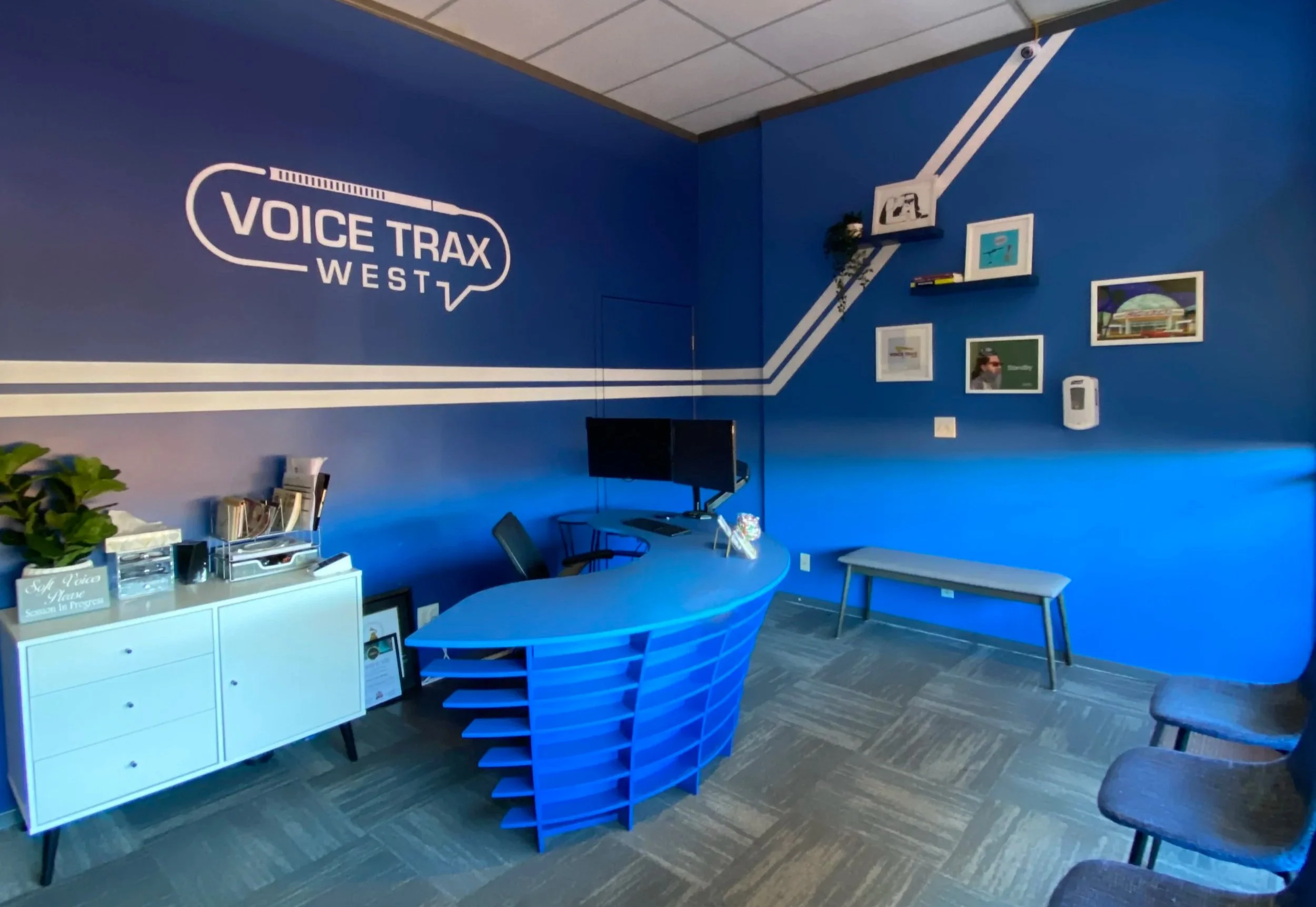 STUDIO LOBBY.jpg