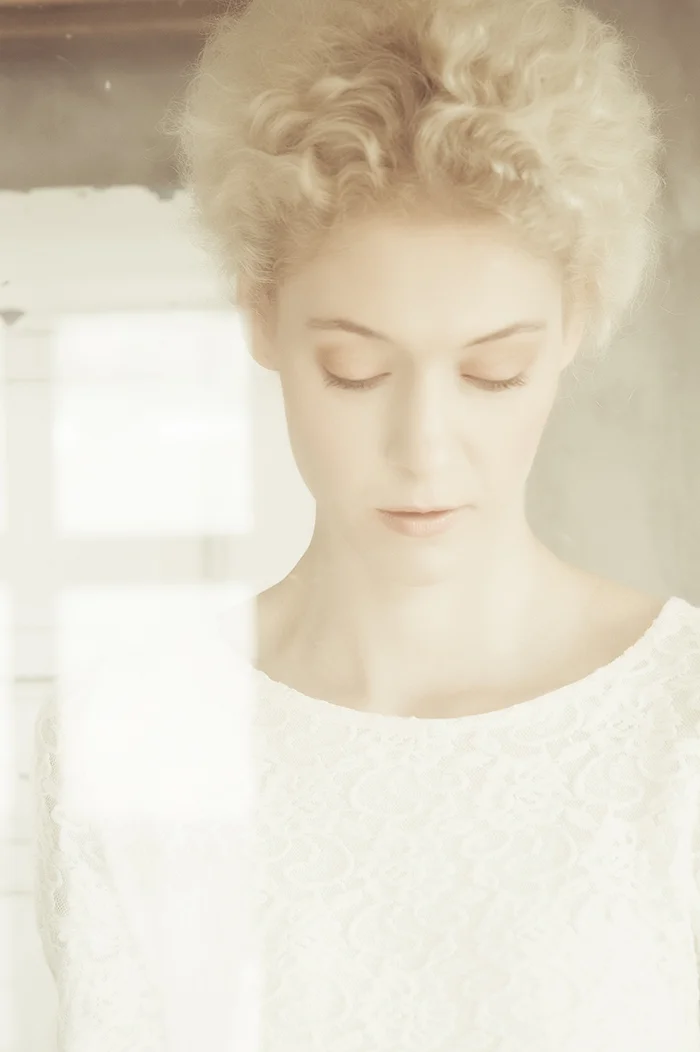  Modell: Randi-Lise Almås MUA/hår: Rikke Monjor 