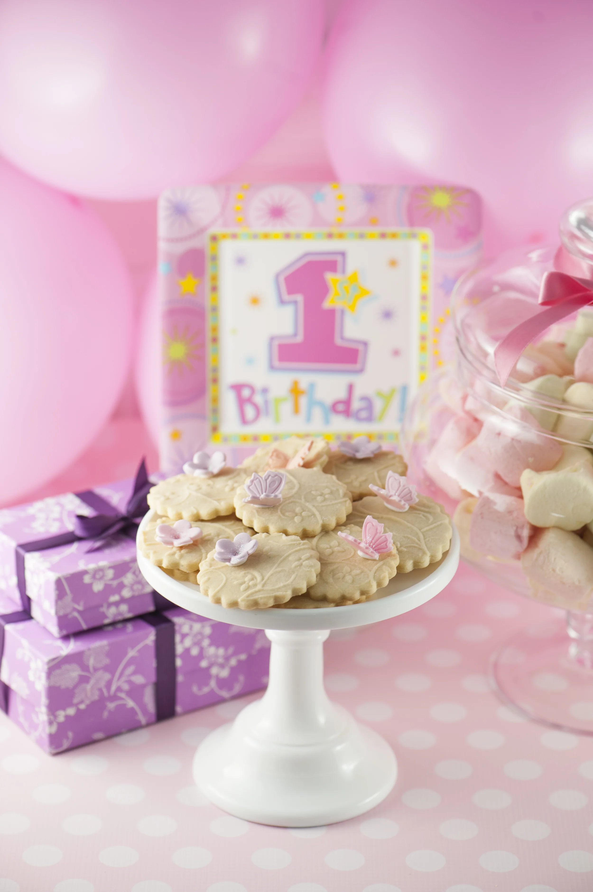  Fra boken "Cookies - Pynt dem selv" av Ingrid Hancock Bjerknes, utgitt av Cappelen Damm 