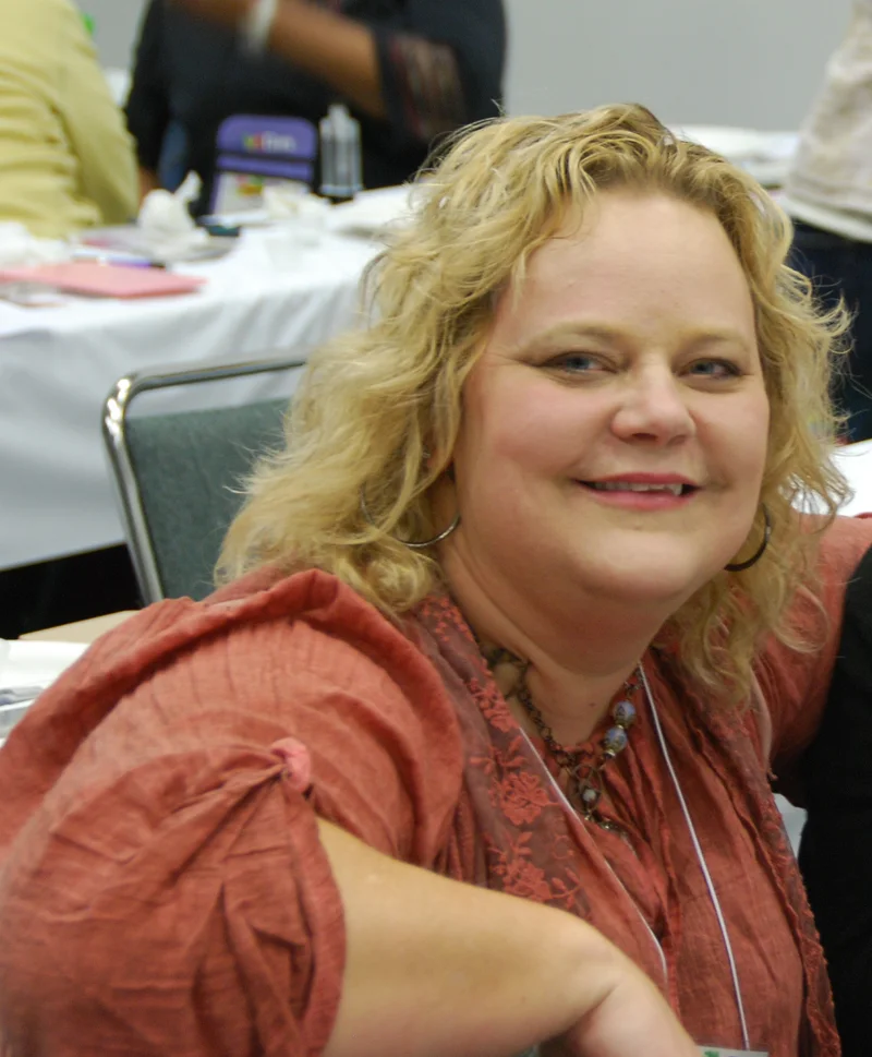 Jen Kushman - Ice Resin: Director of Education and Marketing